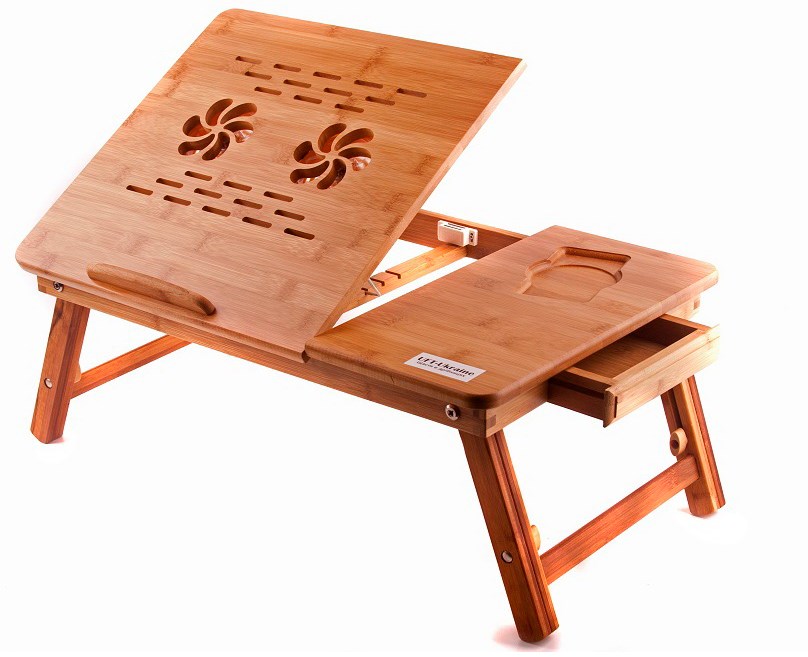 Деревянный столик для интернета