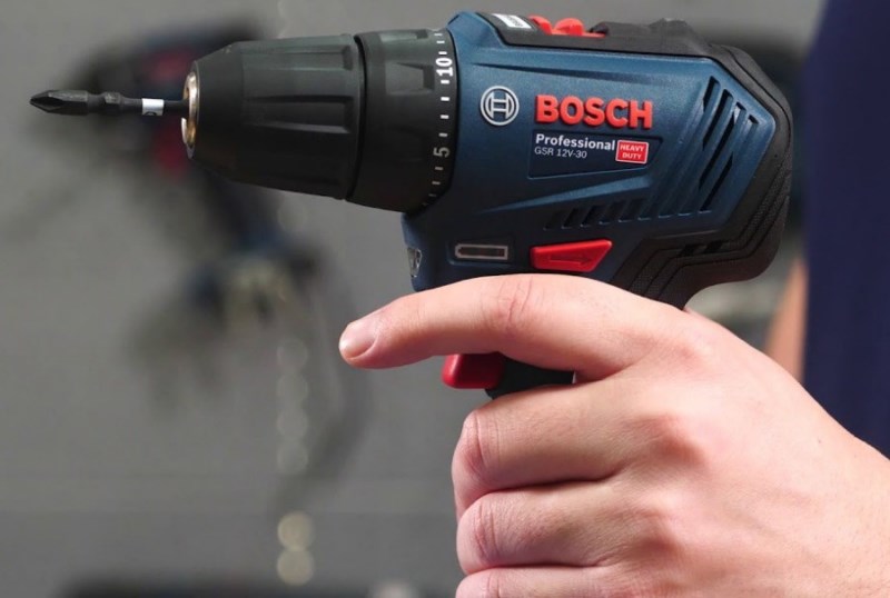 -  Bosch GSR 12V-30  (06019G9000)