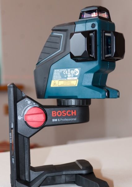 ͳ  Bosch GLL 3-80 C (12 V) + BM 1 + L-Boxx (0601063R02)
