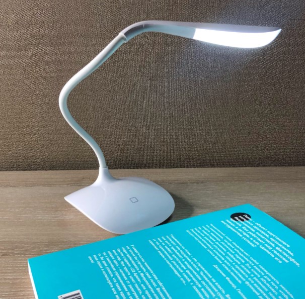 LED-  UFT Office Lamp 1 (UFTofficelamp1)