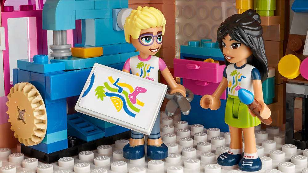  Lego Friends -.   1513  (41748)
