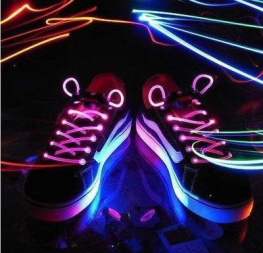 Фото светящиеся шнурки uft disco red